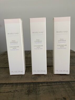 Mary Kay FULL Coverage Foundation Ivory 105 Lot Of 3 Gray Cap Normal To Dry